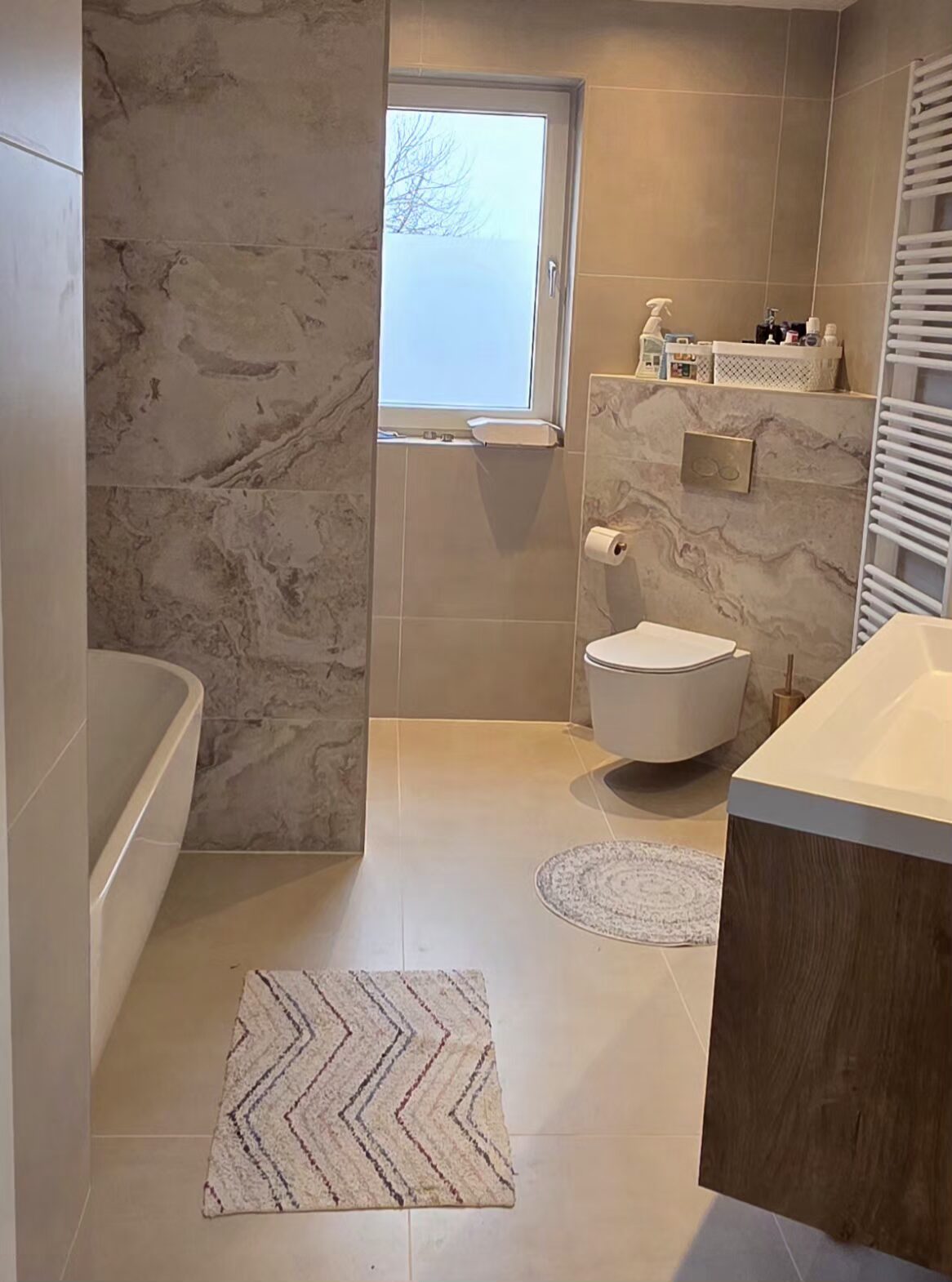 Badkamer na de renovatie door M.A.S Tegelwerken